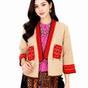 เสื้อคลุมผ้าใยกัญชงแต่งผ้าชาวเขาปักมือ ด้านหลังผ้าใยกัญชง สีธรรมชาติ งานแฮนด์เมด RedCraft SB13