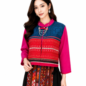 เสื้อคลุมผ้าใยกัญชงแต่งผ้าชาวเขาปักมือ ด้านหลังผ้าใยกัญชง สีธรรมชาติ งานแฮนด์เมด RedCraft SB14