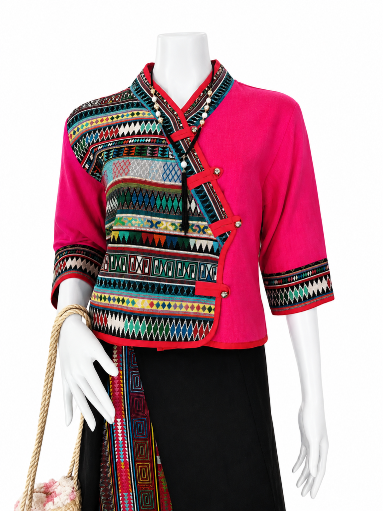 เสื้อเจ้านางผ้าใยกัญชงแต่งผ้าชาวเขางานฝีมือ ดีไซน์พื้นเมืองสำหรับผู้หญิง